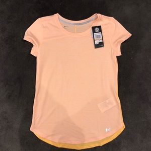 Women’s Under Armour workout tee